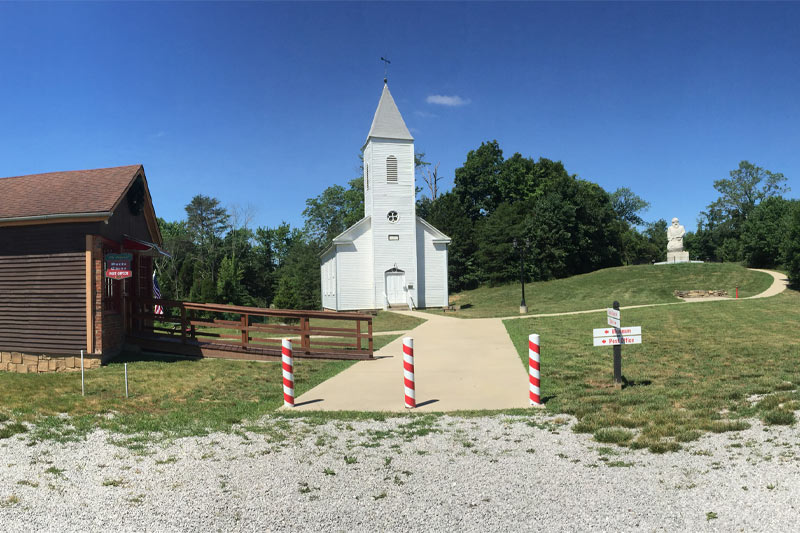 Christmas-in-July-Vendor-Fair-and-Flea-Market